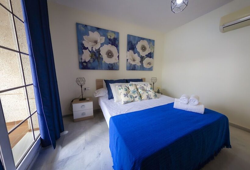 Apartamentos Puerto Almerimar