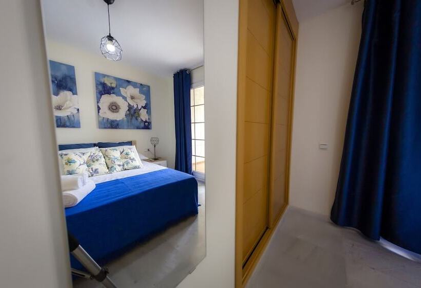 Apartamentos Puerto Almerimar