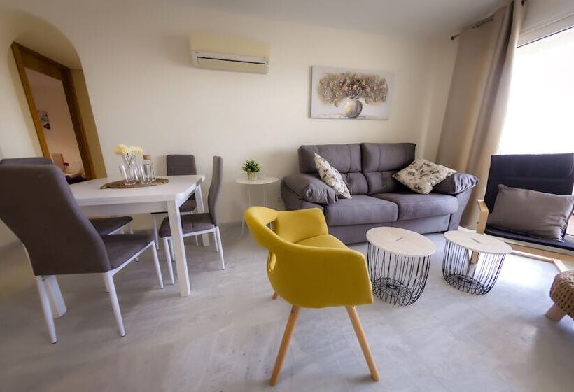 Apartamentos Puerto Almerimar