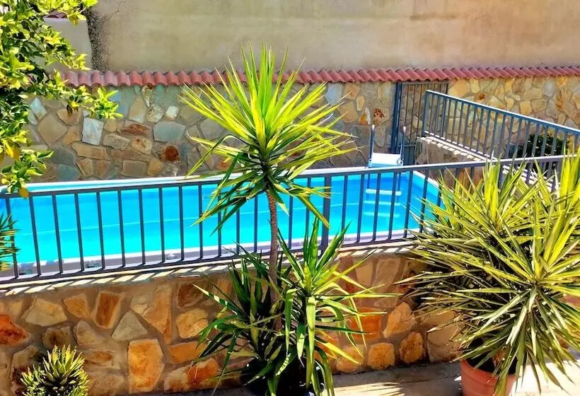 Casa Rural Los Mayorales