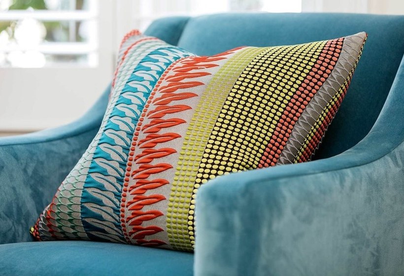 Classic Contemporary