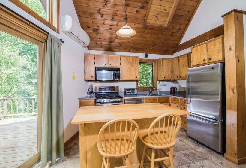 Cottage In The Woods