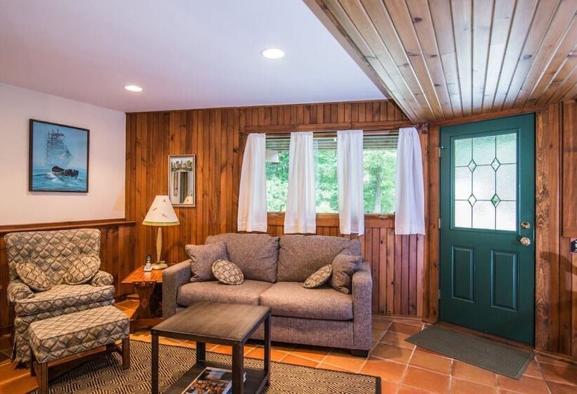 Cottage In The Woods