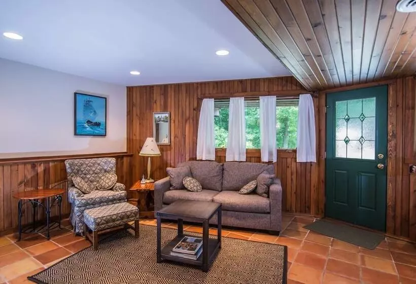 Cottage In The Woods