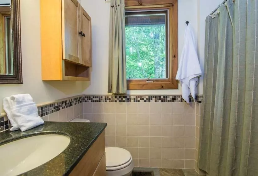 Cottage In The Woods