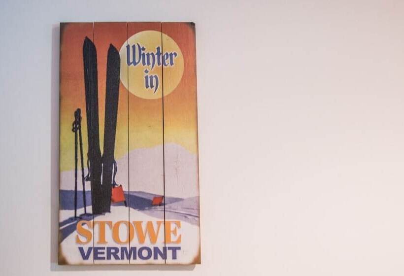 Cottage In The Woods