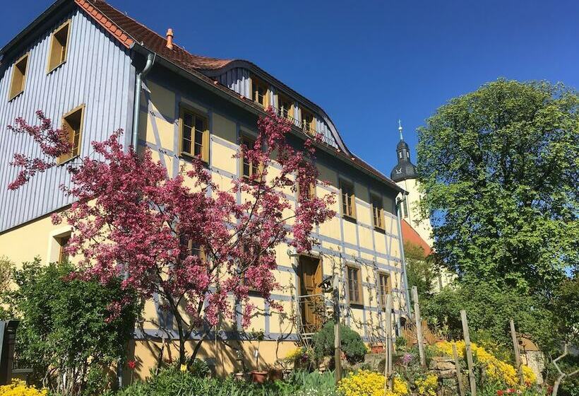 فندق In Der Alten Weinstube