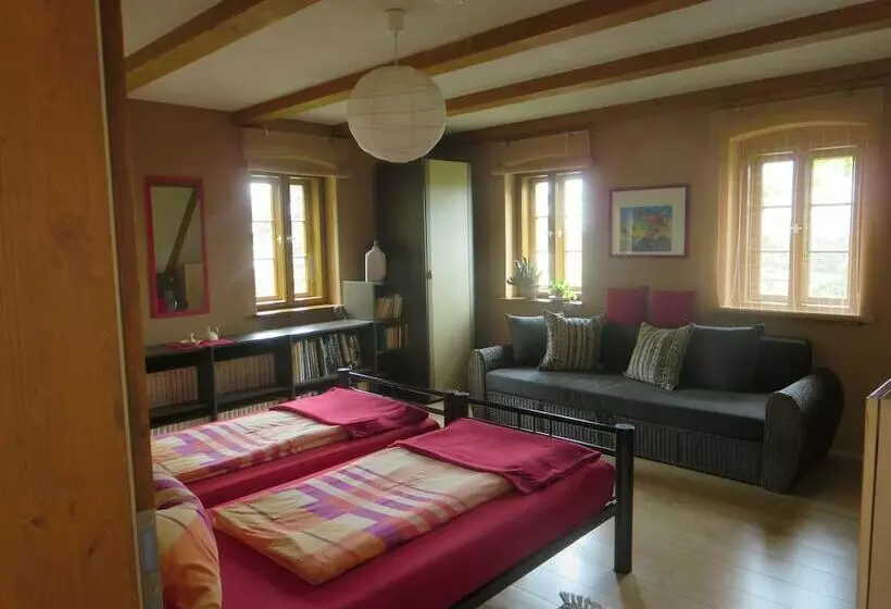 Hotelli In Der Alten Weinstube