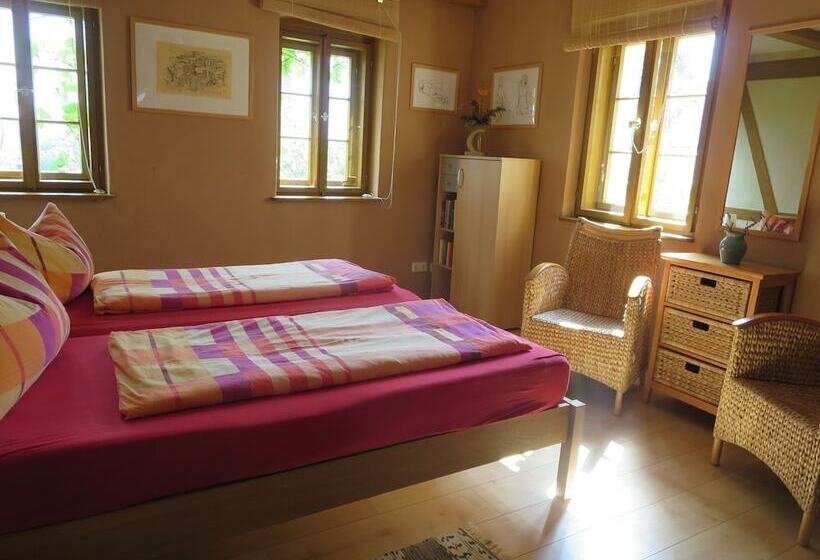 فندق In Der Alten Weinstube