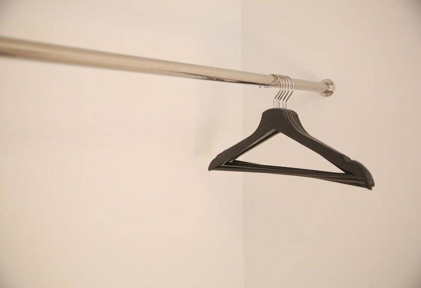 בית מלון כפרי N.33 Hakata Sta. East