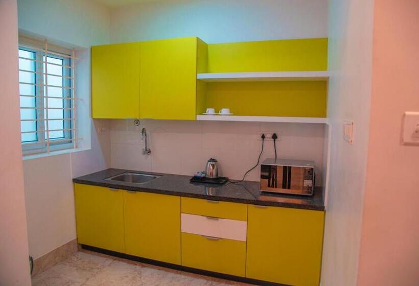 בית מלון כפרי Park Avenue Suites