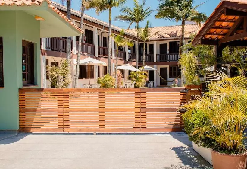 ホテル La Ferrugem Suites   100 Mts Da Praia