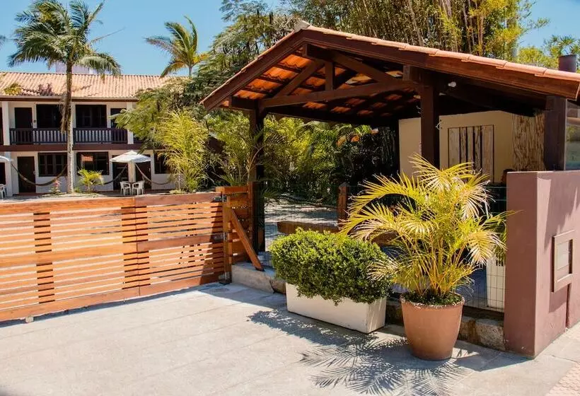 ホテル La Ferrugem Suites   100 Mts Da Praia