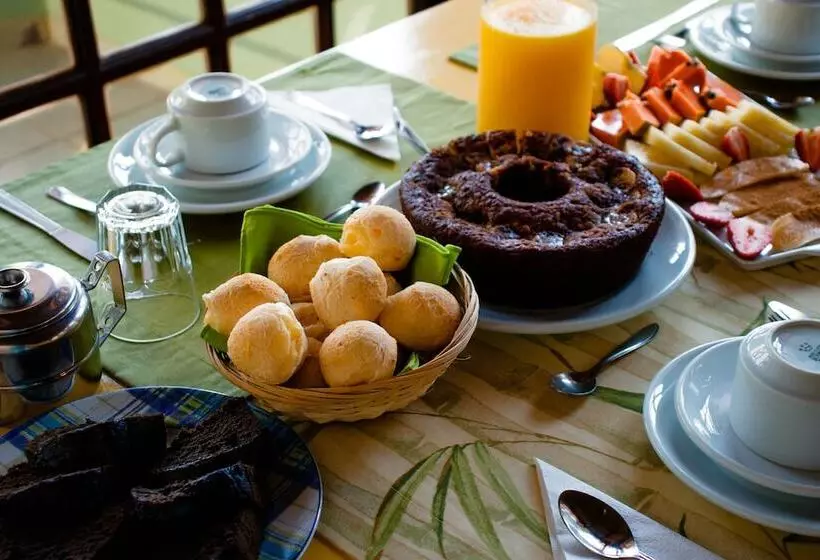 ホテル La Ferrugem Suites   100 Mts Da Praia