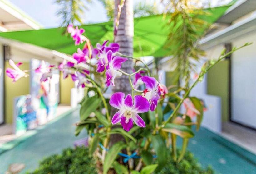 هتل Rawai Studios Resort By Oyo Rooms