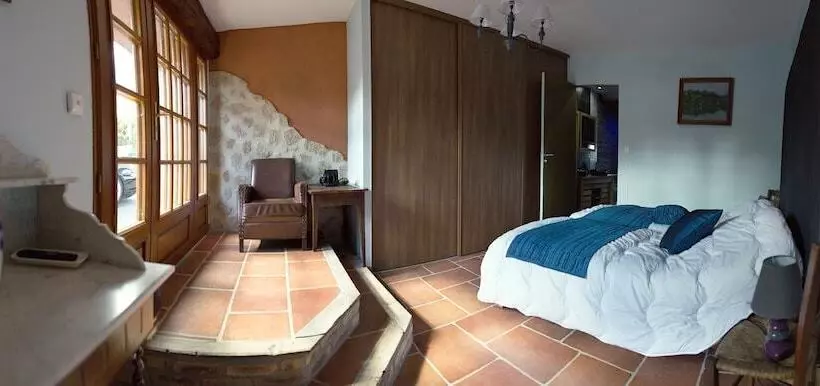 ペンション Gîte De La Jéraphie