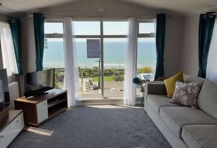 استراحتگاه A11 Hendre Coed Isaf Static Caravan