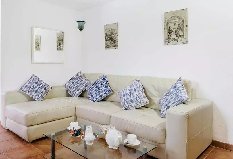 Villa Pont Roma
