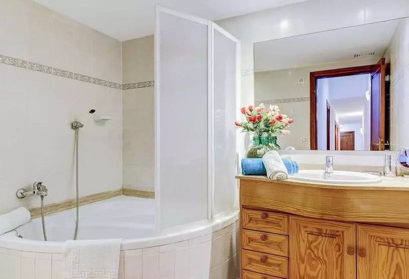 Villa Pont Roma