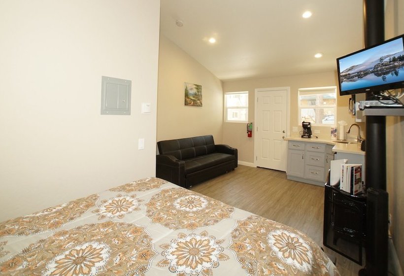 Big Bear 4 Seasons Lodge