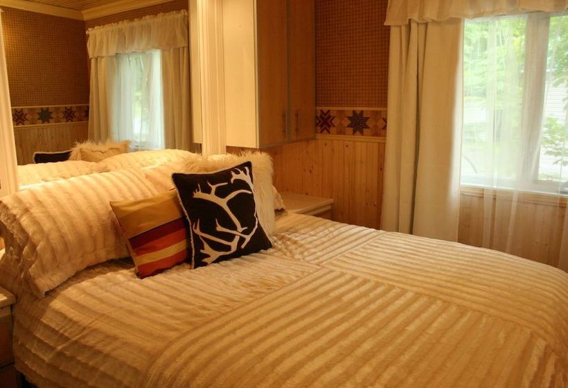 Camping   Chalets Lac St Augustin