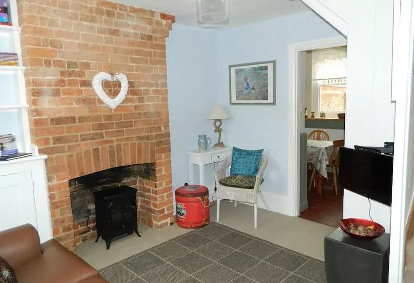 Cosy Cottage
