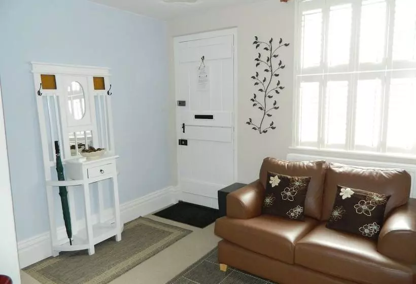 Cosy Cottage