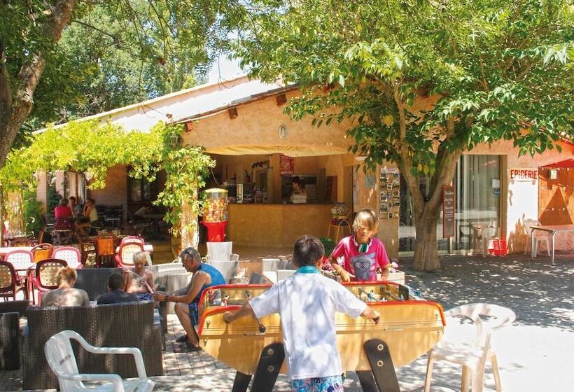 호텔 Camping Domaine De Chanteraine