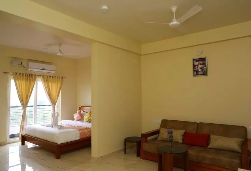 Hotel Lali Petals