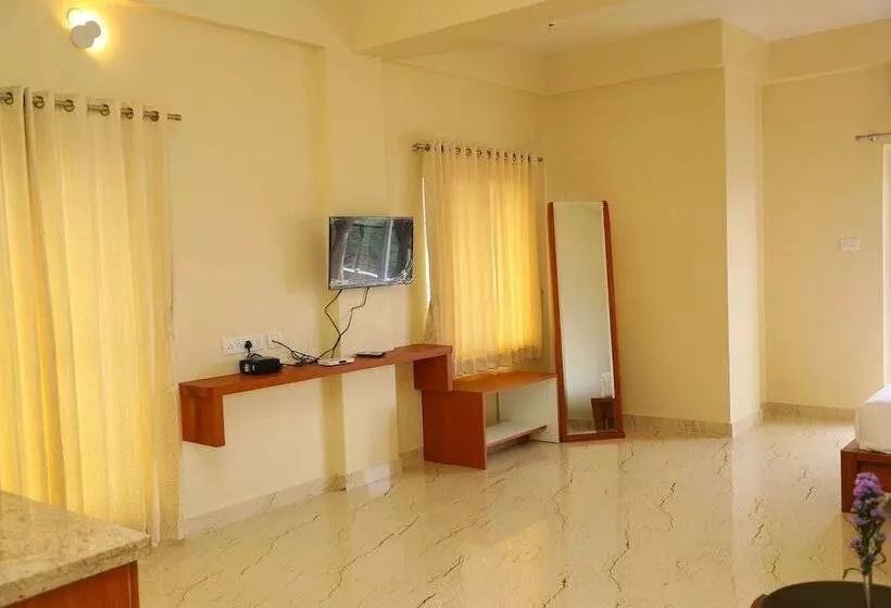 Hotel Lali Petals