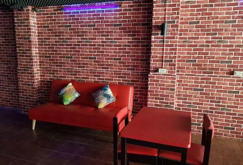 هتل Pearl Inn
