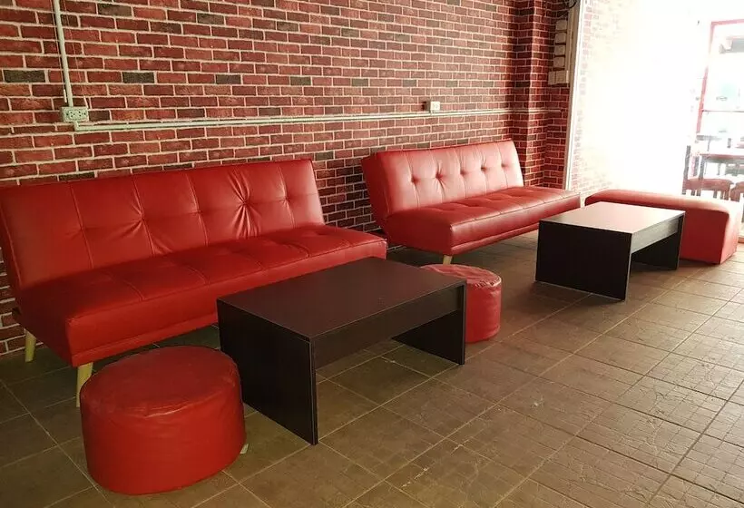 هتل Pearl Inn