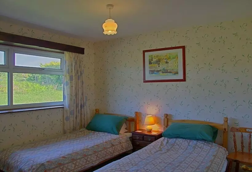 Hotelli Steading Holidays   Ceol Na Mara