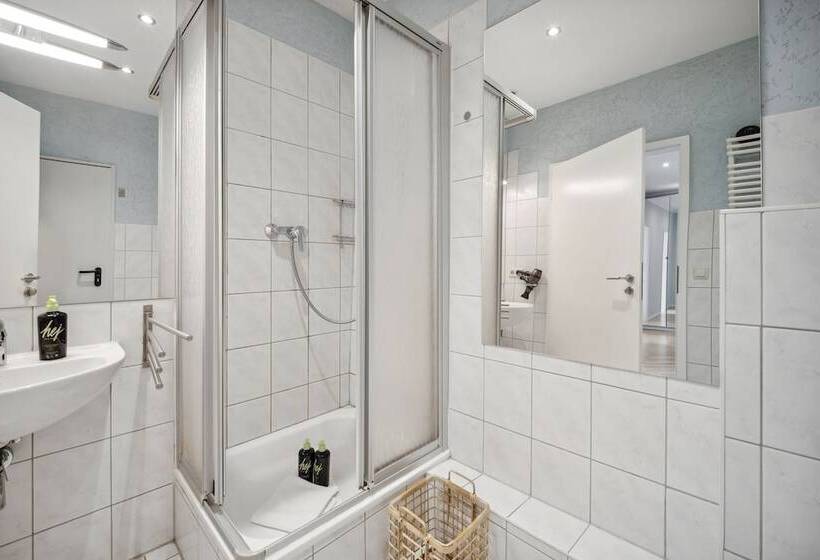 Limehome Dresden Tannenstraße