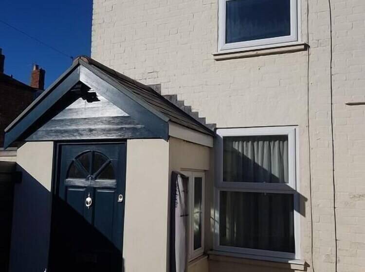 Pansy Cottage In Historic Tewkesbury