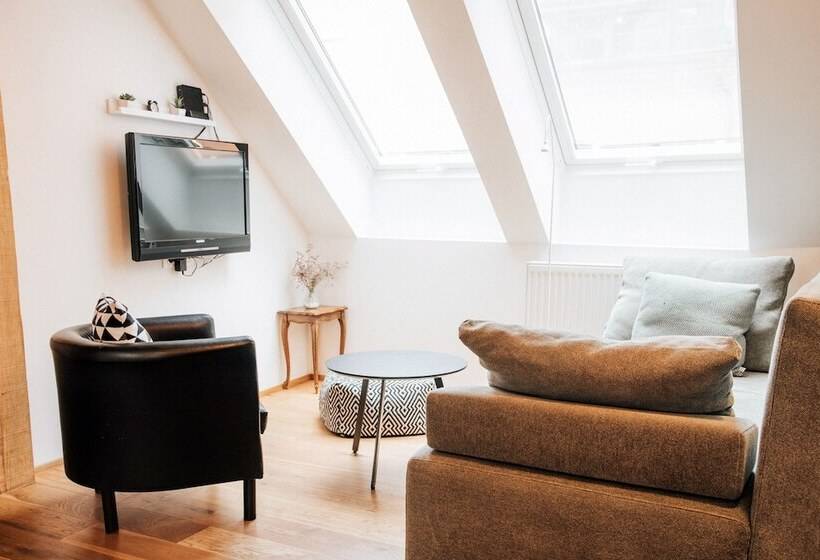 پانسیون Apartments And Rooms Meščanka