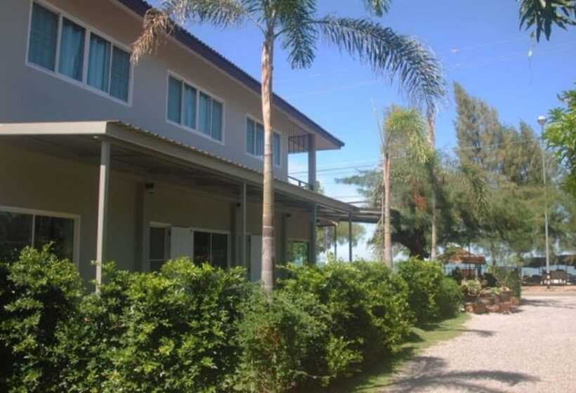 پانسیون Baan Aroka Beach Front