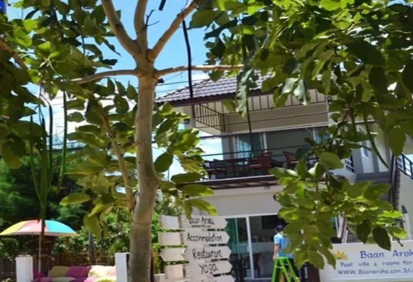 ペンション Baan Aroka Beach Front