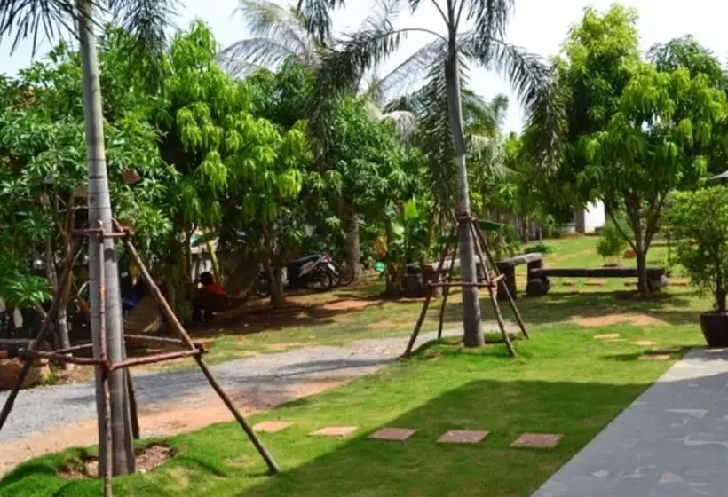 ペンション Baan Aroka Beach Front