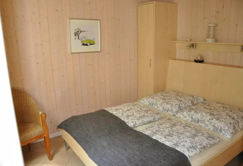 پانسیون Haus Sandra