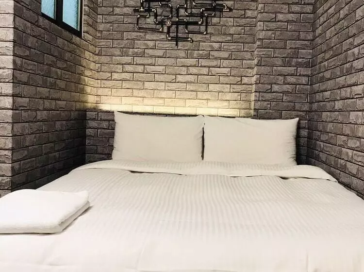 پانسیون Love Feng Jia Apartment