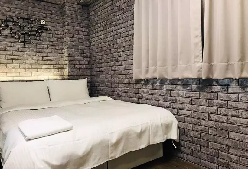پانسیون Love Feng Jia Apartment