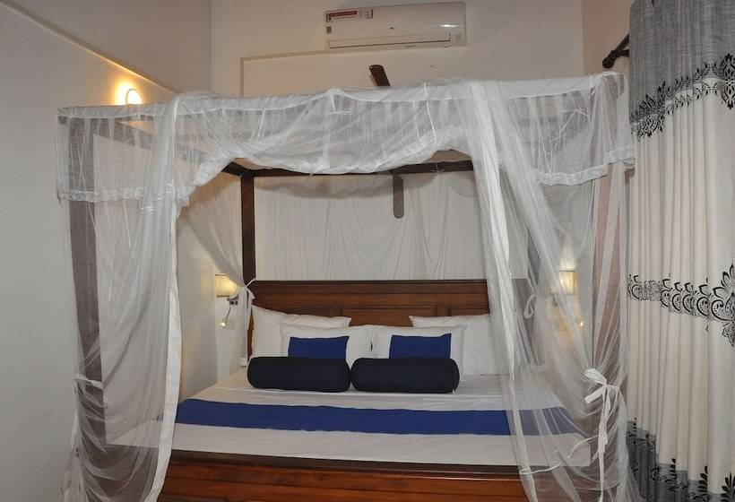 پانسیون Maali Residence