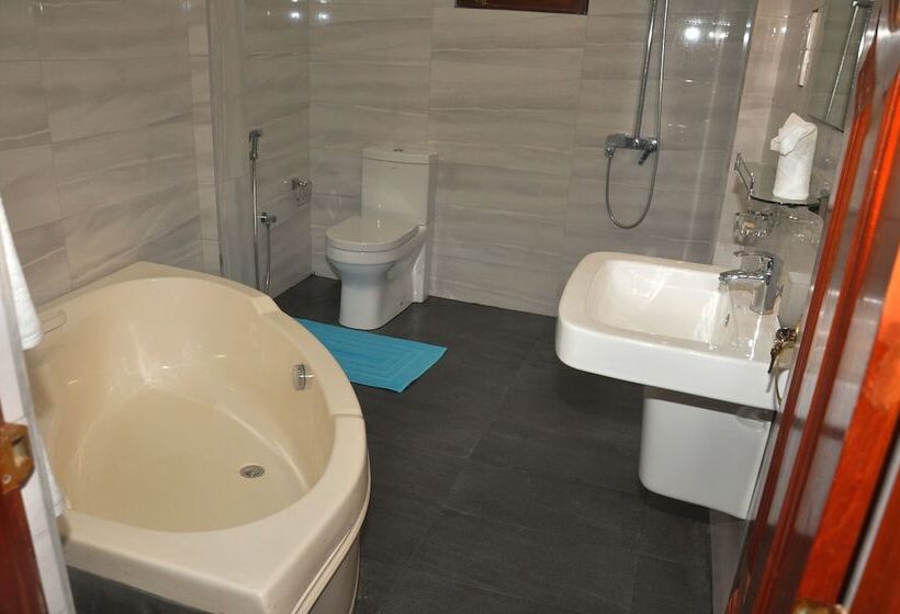 پانسیون Maali Residence