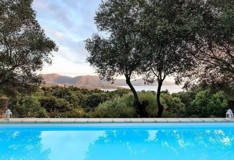 Residenssi Domaine Valle Doniche