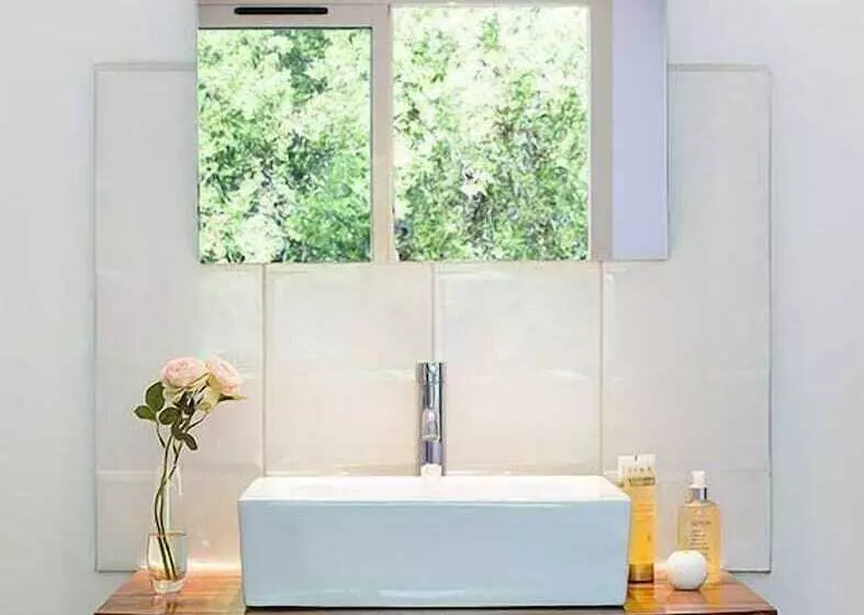 Residenssi Domaine Valle Doniche