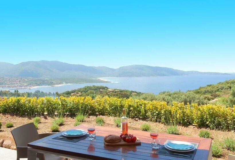 اقامتگاه Domaine Valle Doniche