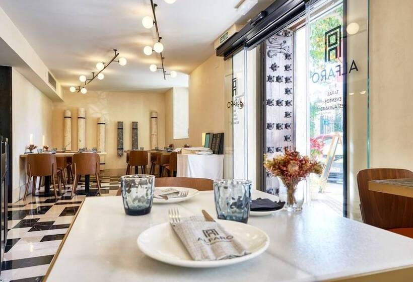 Suites Murillo Plaza Sta. Cruz