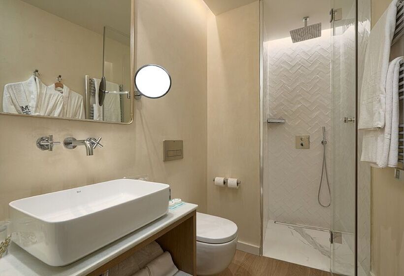 Suites Murillo Plaza Sta. Cruz