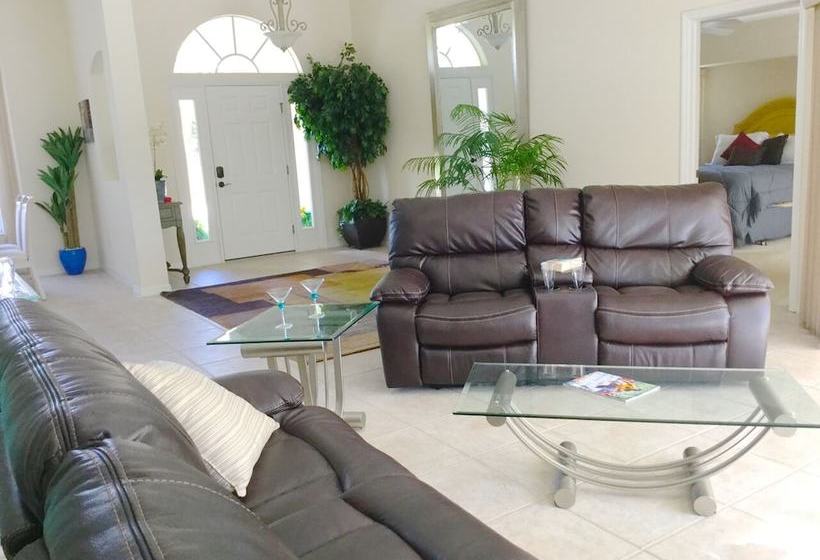 Sunny Daze Rotonda West